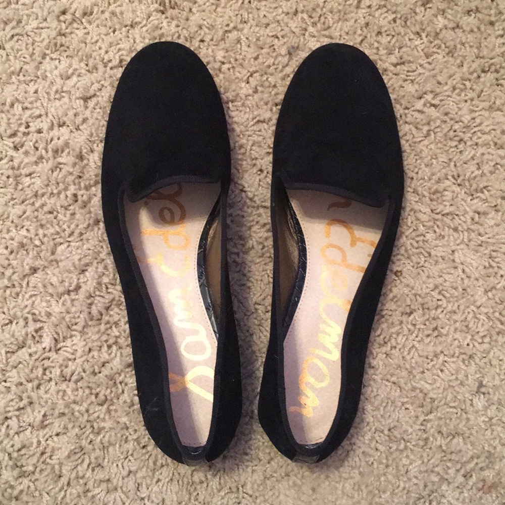 Black flats